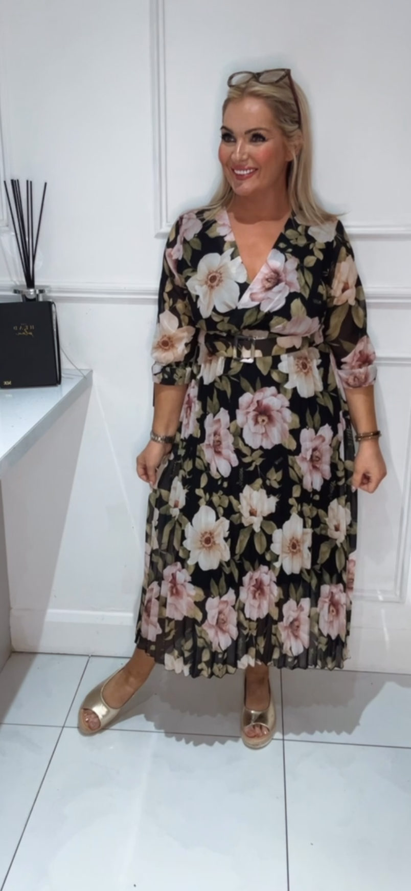 The Roisin Dress (black)