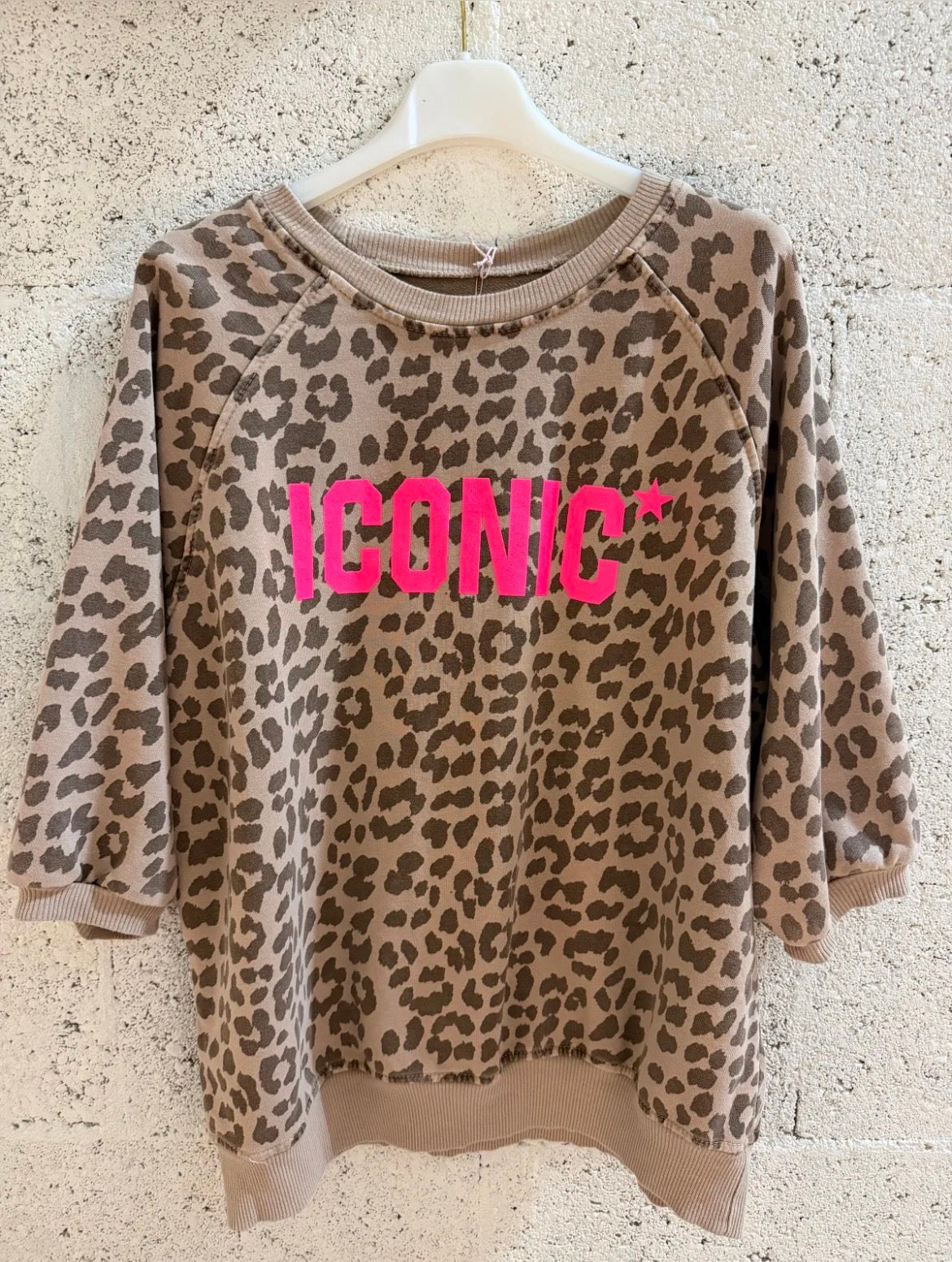 The ICONIC sweater ( camel )