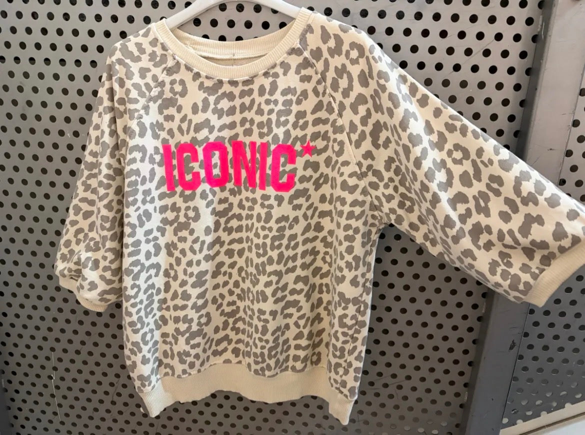 The ICONIC sweater white