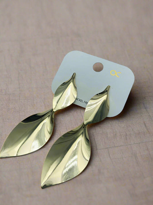 The Taylor twist earrings